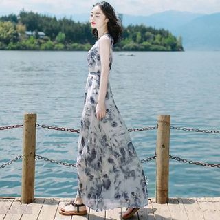Đầm maxi họa tiết thiên nga