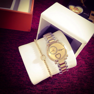 set đồng hồ kèm lắc