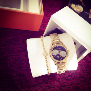 set đồng hồ kèm lắc