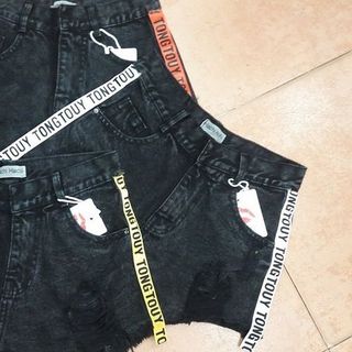 Short jean sọc màu 2 bên