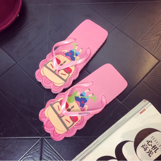 DÉP KẸP NỮ ĐẾ VUÔNG