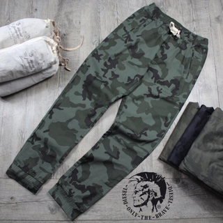 jogger kaki