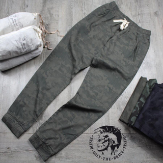 jogger kaki