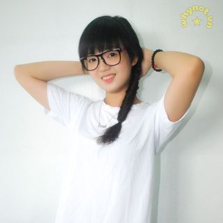 ÁO THUN TRƠN FORM RỘNG MÀU TRẮNG