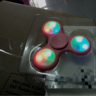 con quây ba cánh spinner có led