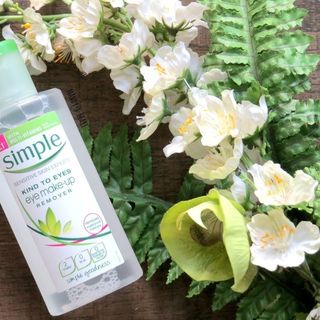 Nước Tẩy Trang Mắt Môi Simple Kind To Eyes Eye Make-up Remover