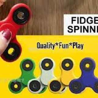 CON QUAY FIDGET-SPINNER TUYẾT MAI