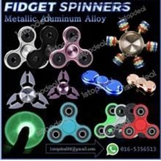 CON QUAY FIDGET SPINNERS