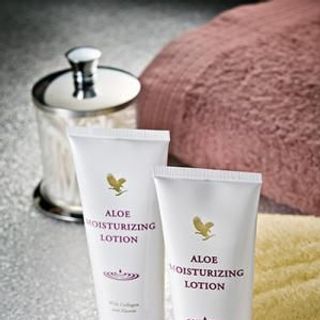 Kem dưỡng ẩm Aloe Moisturizing Lotion