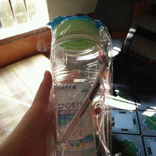 Bình nước duy tân 700ml có dây