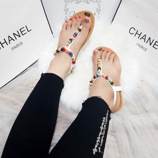 sandal xỏ ngón