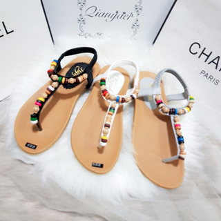 sandal xỏ ngón