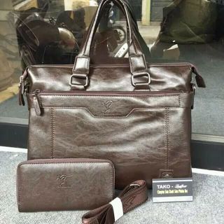 cặp da công sở và laptop