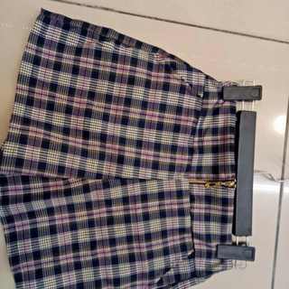 quần short kẻ cặp cao
