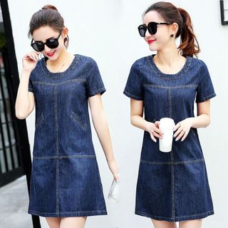 Đầm Jean Suông Phối Túi Cổ Tròn