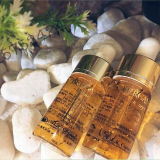sẻum làm mờ vết thâm nám