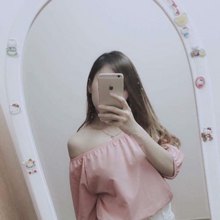 Áo trễ vai