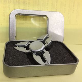 Con Quay Fidget Spinner 3 Cánh kim loại - Hộp nhôm