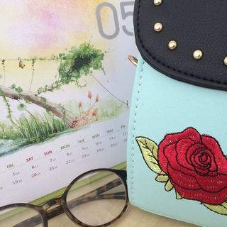 TÚI XÁCH THÊU HOA - BƯỚM