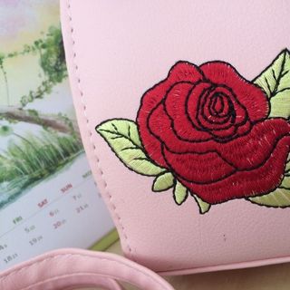 TÚI XÁCH THÊU HOA - BƯỚM