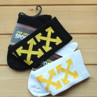 TẤT OFF WHITE XXX