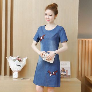 Đầm Jean Suông Form A Thêu Hoa Đào