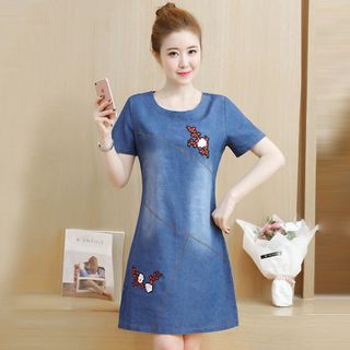 Đầm Jean Suông Form A Thêu Hoa Đào