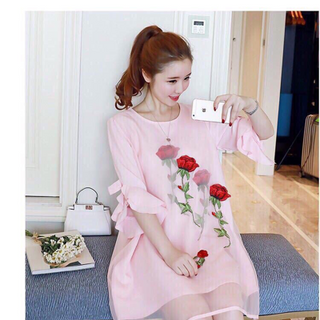 đầm suông tay cột nơ in hoa hồng