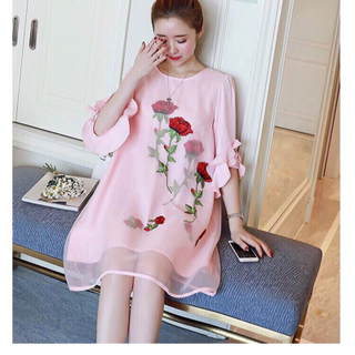 đầm suông tay cột nơ in hoa hồng