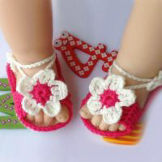 dép tập đi cho bé gái