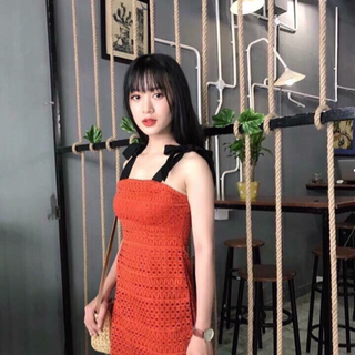 Đầm body ren