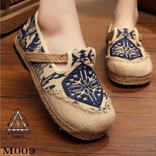 Giày thổ cẩm - thêu - vải thô
