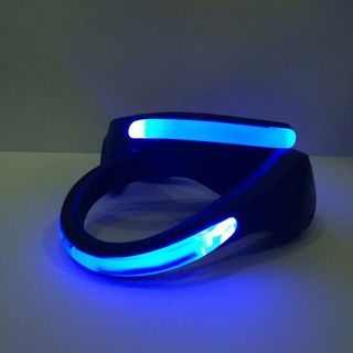 kẹp giày đèn led
