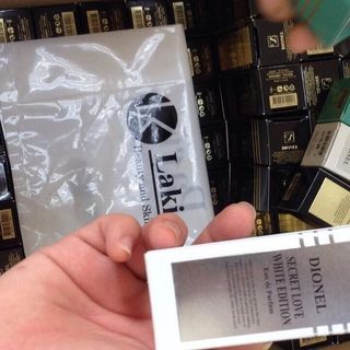 Nước Hoa Vùng Kín