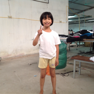 áo thun trẻ em