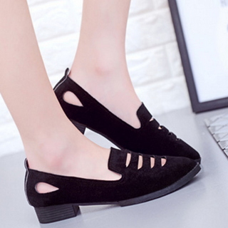 LOẠI I-GIÀY BÍT MŨI KIỂU GÓT VUÔNG NỮ XINH