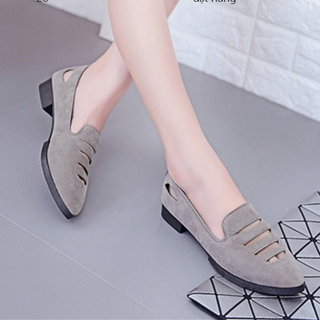 LOẠI I-GIÀY BÍT MŨI KIỂU GÓT VUÔNG NỮ XINH