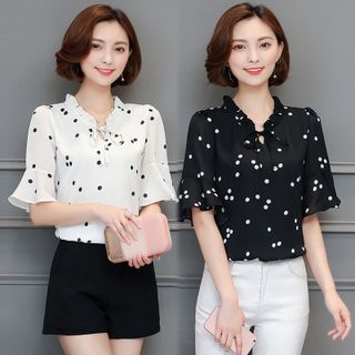 Áo Sơ Mi Kiểu Cổ V Nhún Cột Nơ Nền Đen Chấm Bi Trắng