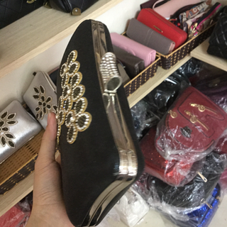 Ví cốp nạm đá sang chảnh