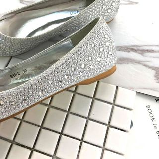 LOẠI I-GIÀY BÚP BÊ ĐÁ ĐÍNH HOA PHA LÊ