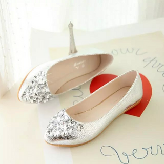 LOẠI I-GIÀY BÚP BÊ NHŨ MẶT ĐÍNH ĐÁ