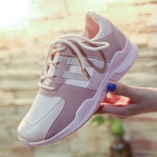 LOẠI I-GIÀY BATA 3 SỌC NỮ XINH