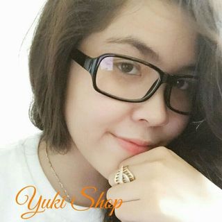 Mắt kính ngố cận vuông và nhiều loại giá sỉ tốt cho người mới tập tành buôn bán