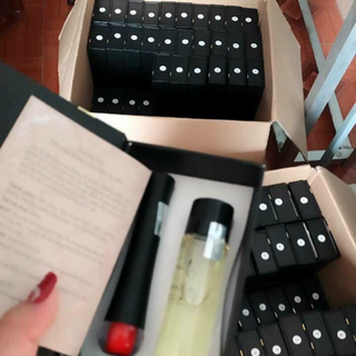 50 hộp Son Kem Lì Roses Matte Lipstick