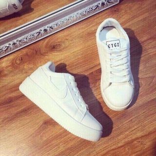 giầy thể thao nữ