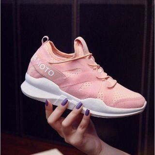 sneaker nữ