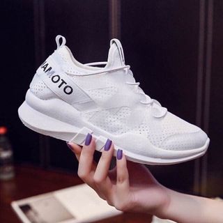 sneaker nữ