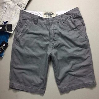 Quần short kaki Levis