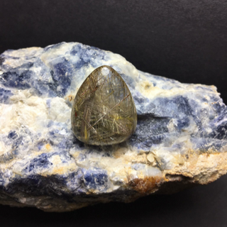 Mặt thạch anh tóc dùng làm mặt dây