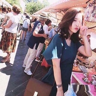 đầm cánh dơi chiết eo